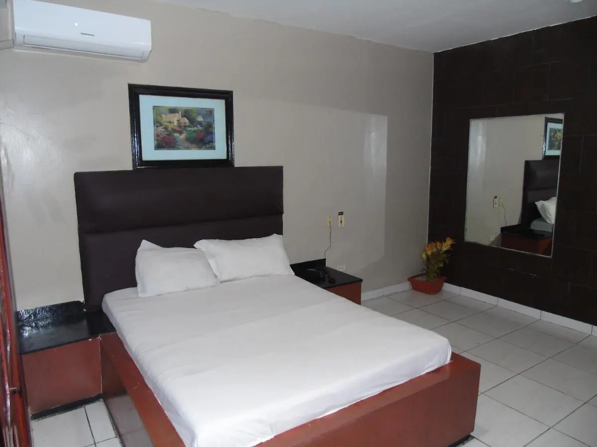 Hotel Queens Guayaquil