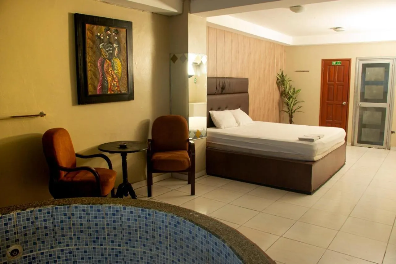 Hotel Queens Guayaquil 0*,  Ecuador